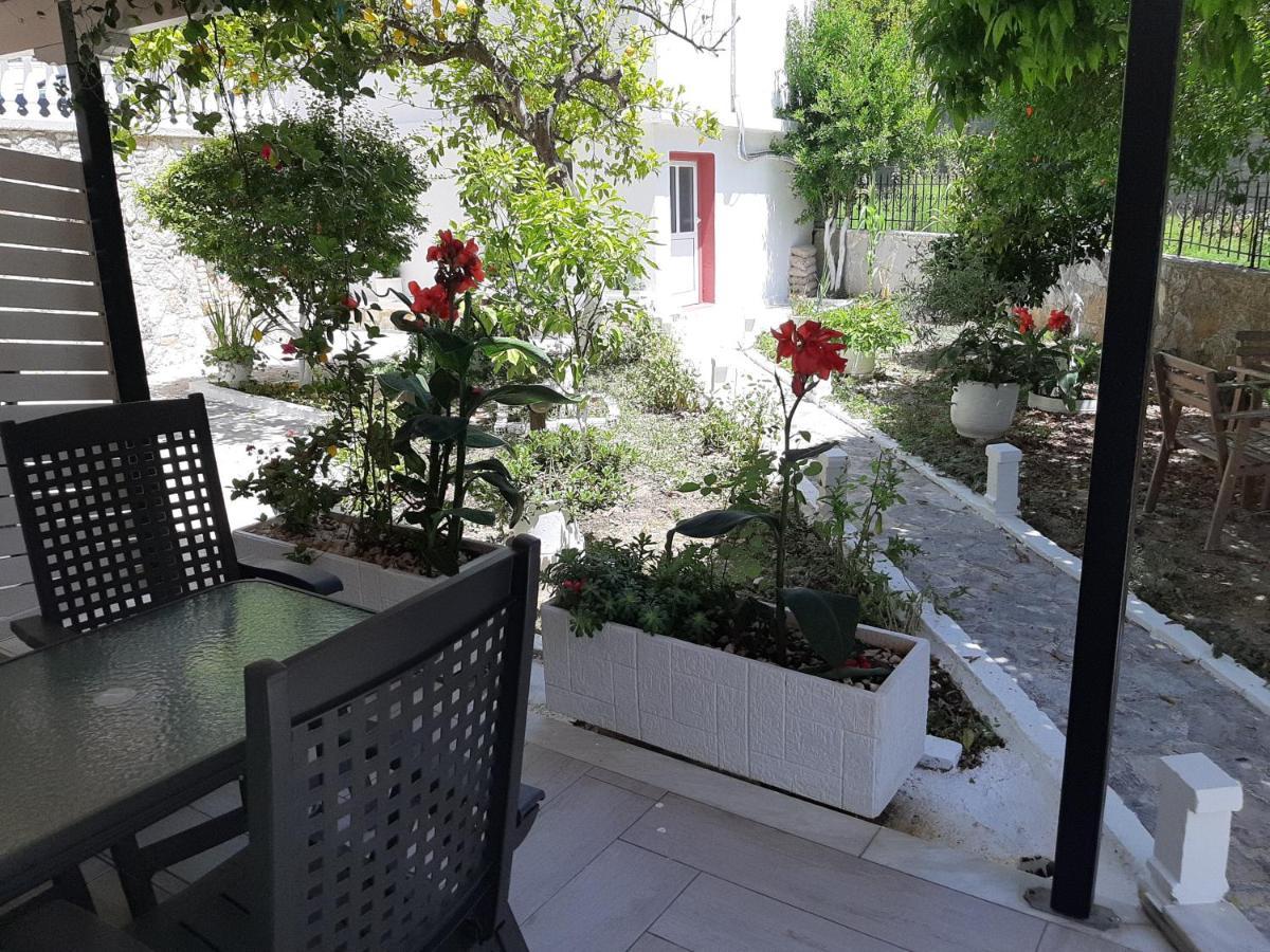 Villa Pappas Parga Luaran gambar